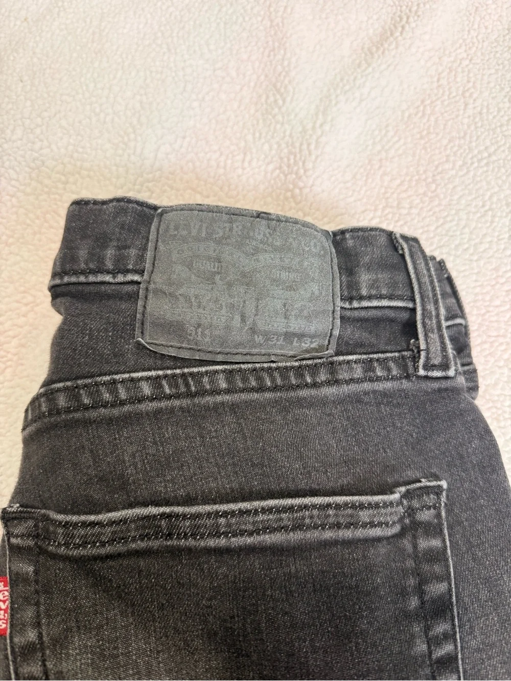 Levis clean slim
